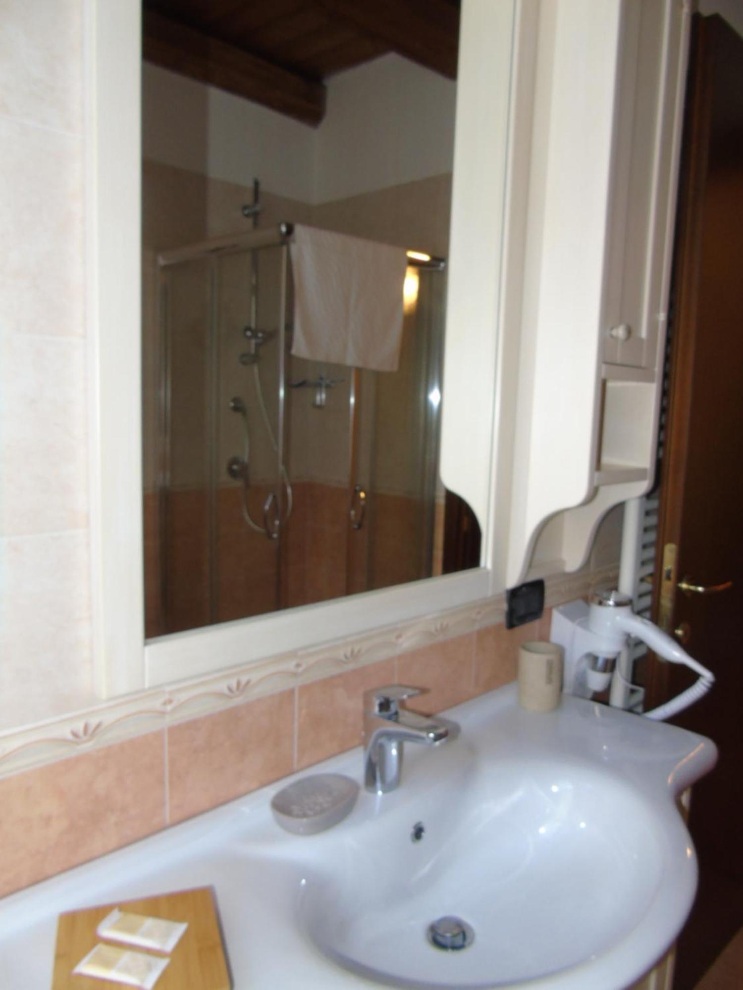 Tasi Apartaments Cento  Dış mekan fotoğraf